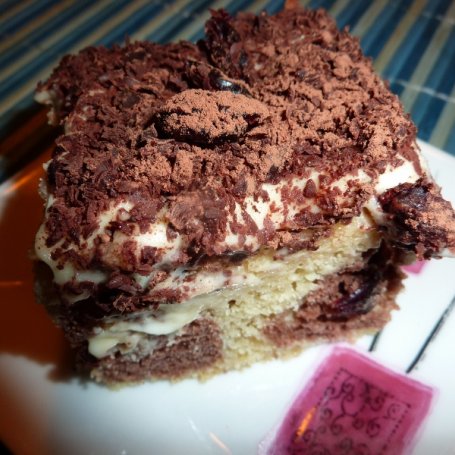 Krok 8 - Ciasto czekoladowe z żurawiną foto