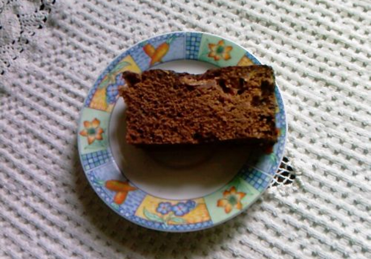 Ciasto czekoladowe ze śliwkami foto