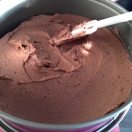 Krok 1 - Ciasto czekoladowo jabłkowe z delikatną pianką foto