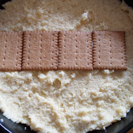 Krok 9 - Ciasto czekoladowo-kokosowe z kaszy manny foto