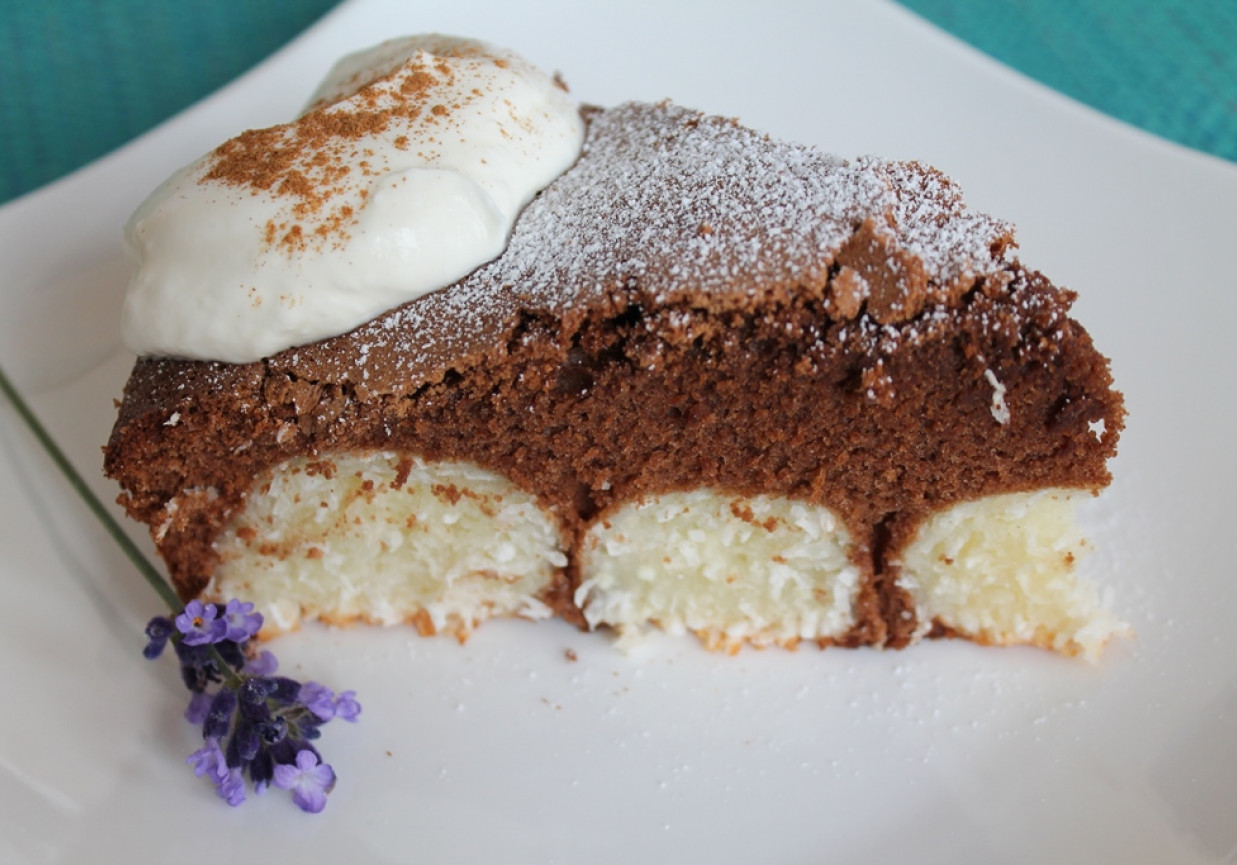 Ciasto czekoladowo- kokosowe foto