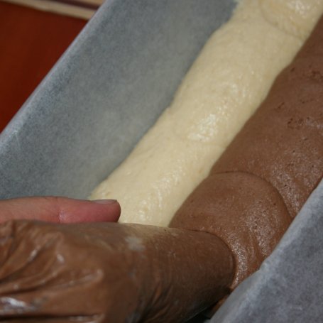 Krok 4 - Ciasto czekoladowo - pistacjowe      foto