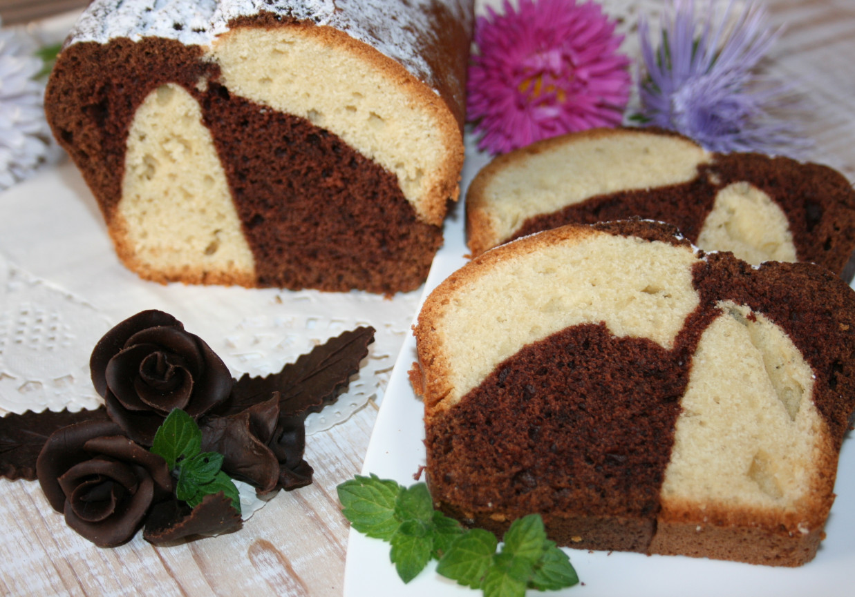 Ciasto czekoladowo - pistacjowe      foto