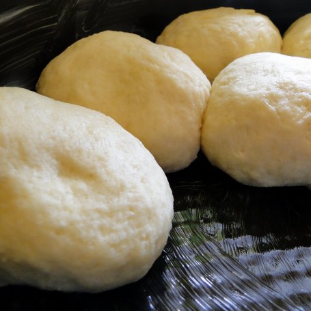 Krok 7 - Ciasto drożdżowe z kleksami czekoladowo - orzechowymi foto