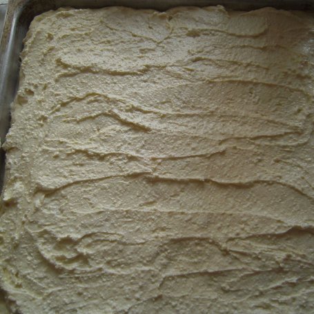 Krok 5 - Ciasto drożdżowe z serem i rabarbarem foto