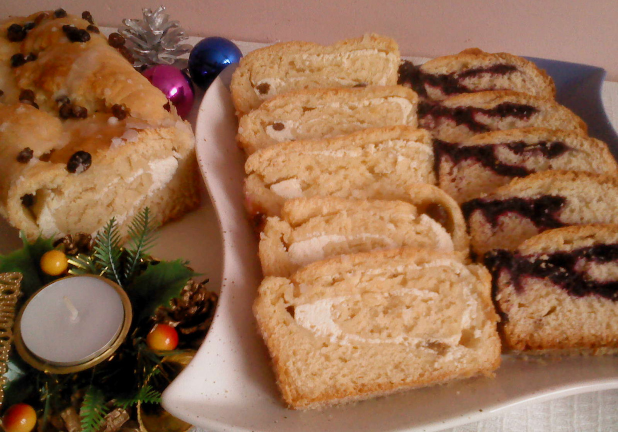 Ciasto drożdżowe z serem foto