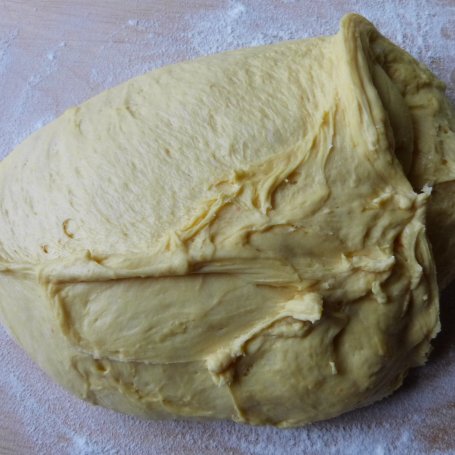 Krok 5 - Ciasto drożdżowe z serem foto