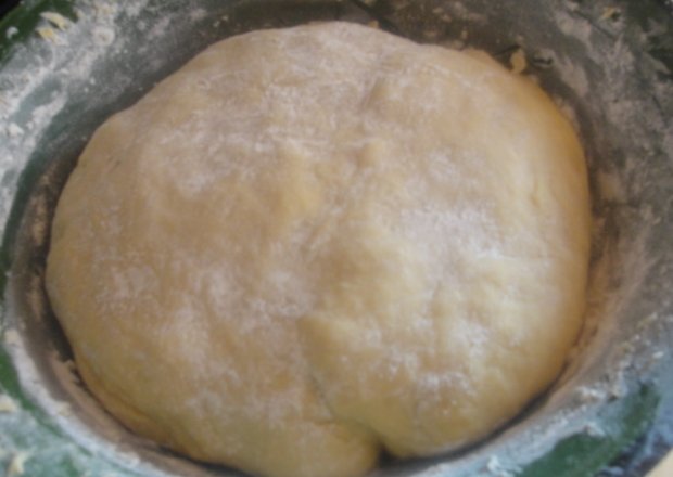 Fotografia przedstawiająca Ciasto drożdżowe