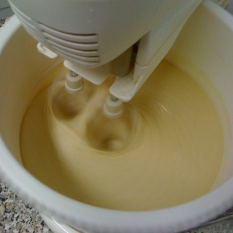 Krok 2 - Ciasto dyniowe z polewą czekoladową foto