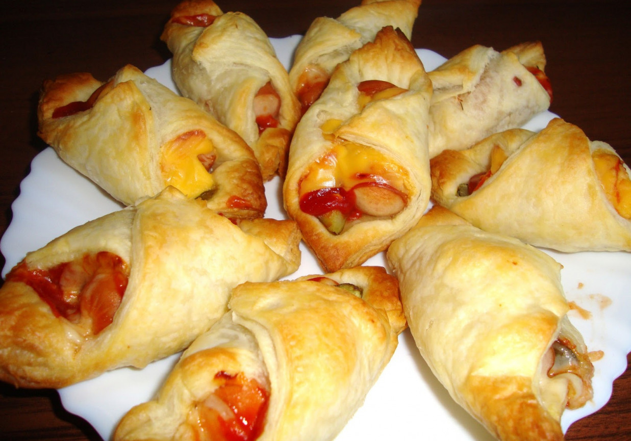 Mini Hot Dogi Z Ciasta Francuskiego