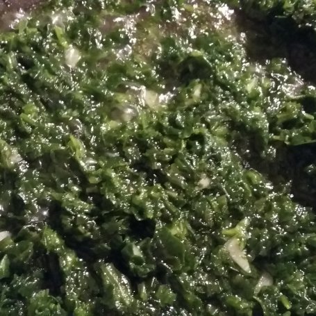 Krok 1 - Ciasto francuskie z dynią, szpinakiem i serem feta foto