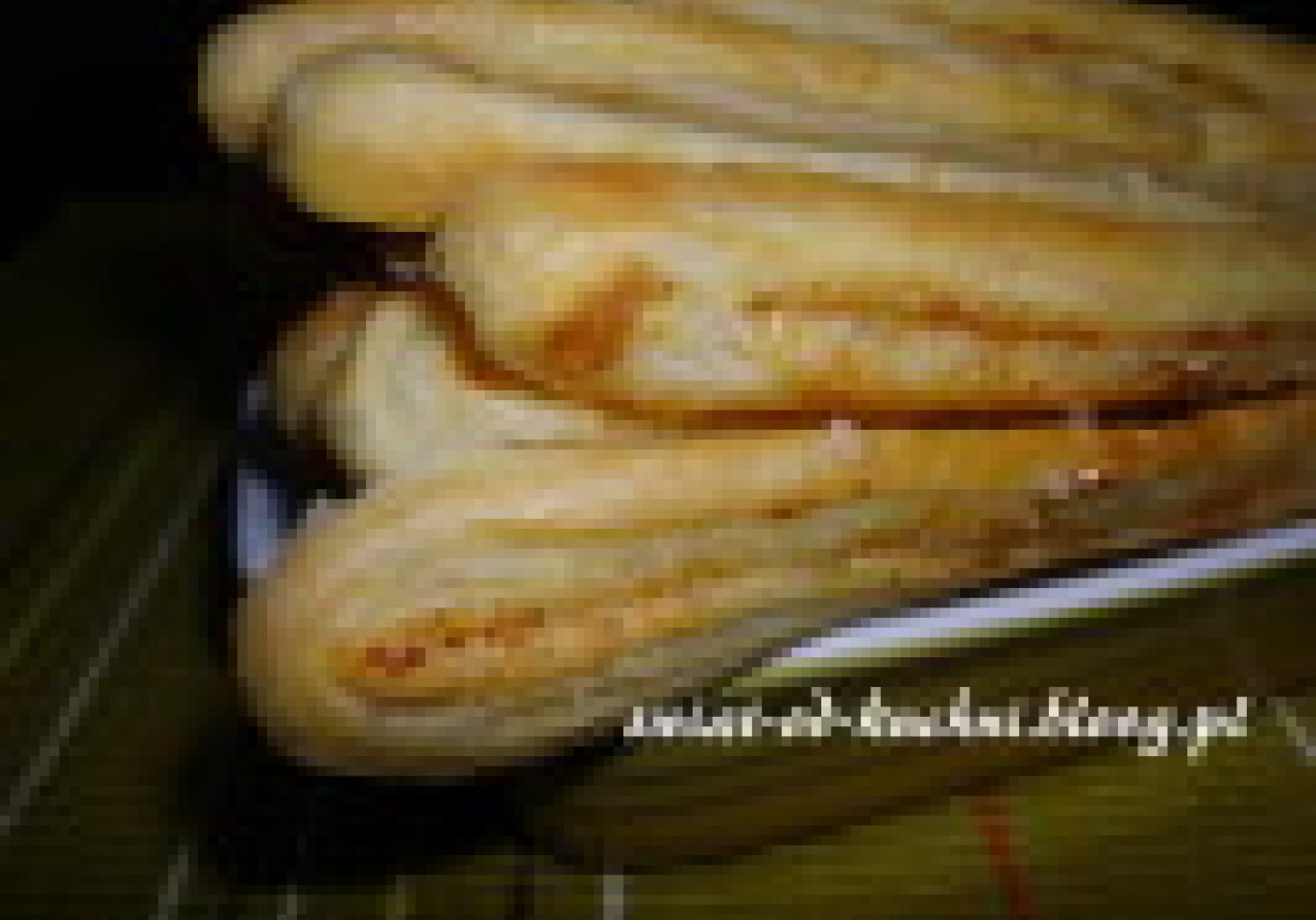 Ciasto francuskie zrolowane Therbii (wersja II) i Paluszki z parmezanem