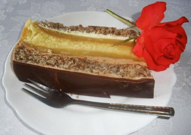 Fotografia przedstawiająca Ciasto jabłkowe ala tort