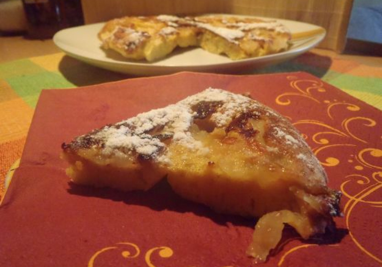Ciasto jabłkowe z patelni foto
