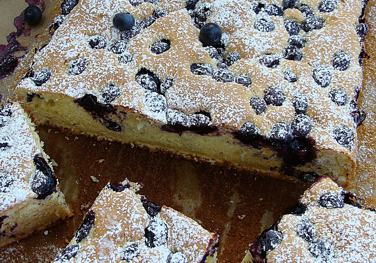Ciasto jogurtowe z borówką amerykańską foto