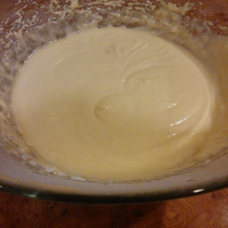 Krok 1 - Ciasto jogurtowe z pyszną masą cytrynowo czekoladową foto