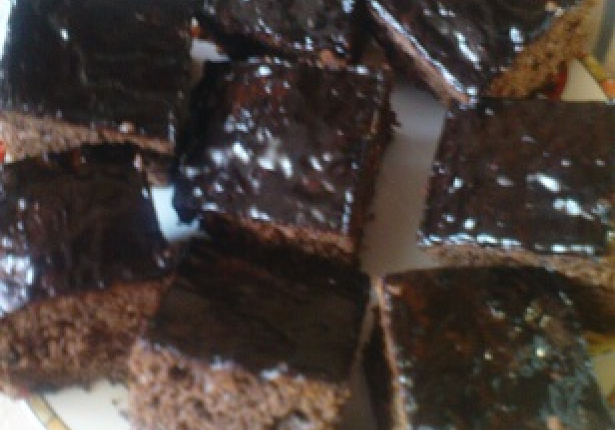 Ciasto kakaowe z polewą foto