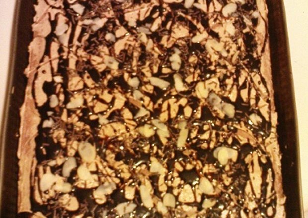 Fotografia przedstawiająca Ciasto kawowe z polewą
