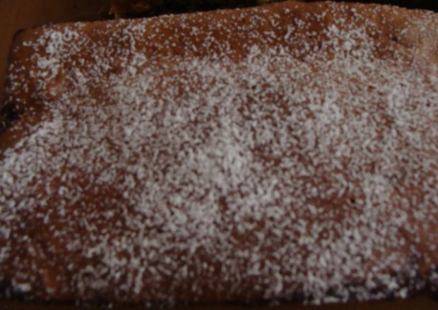 Fotografia przedstawiająca ciasto kisielowo-galaretkowe