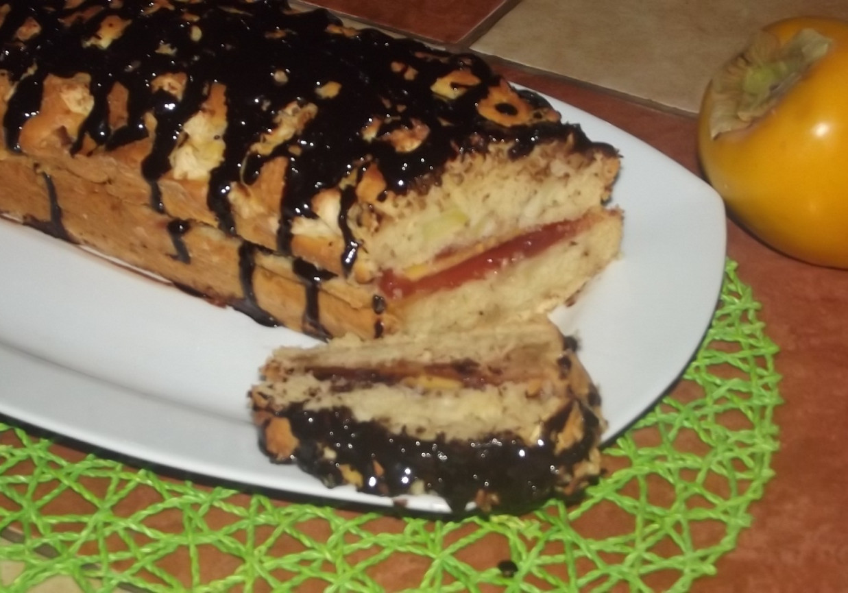 Ciasto kokosowo-ananasowe z kaki. foto