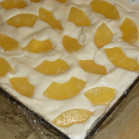 Krok 7 - Ciasto kremowe mocno cytrynowe z ananasem foto
