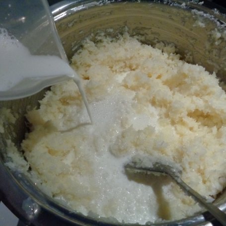 Krok 3 - Ciasto krówka foto