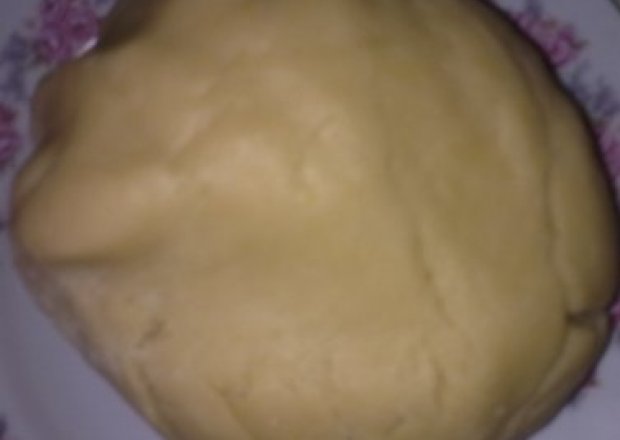 Fotografia przedstawiająca ciasto kruche