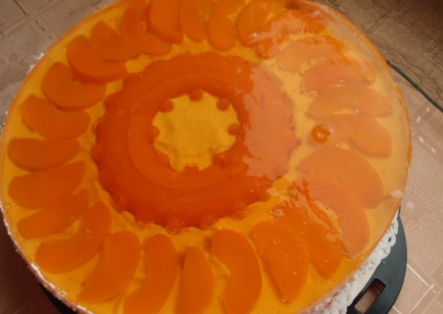 Fotografia przedstawiająca Ciasto kubusiowo brzoskwiniowe  Gosi