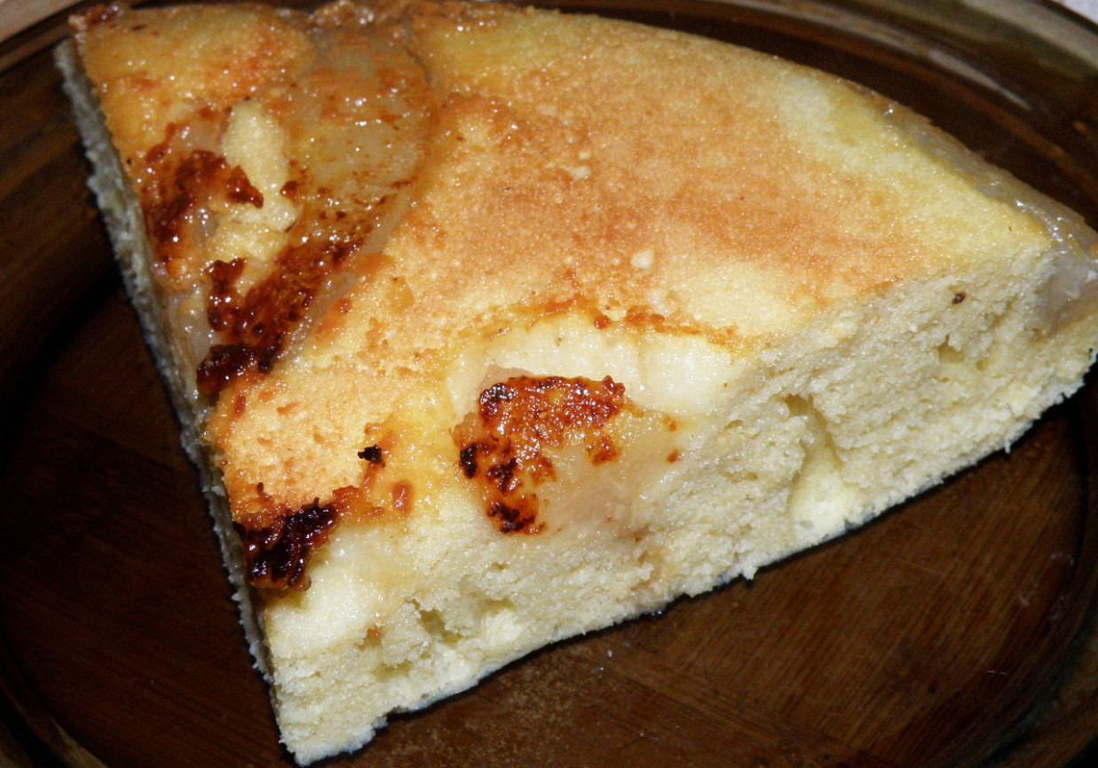 Ciasto kukurydziane z gruszkami - z patelni foto