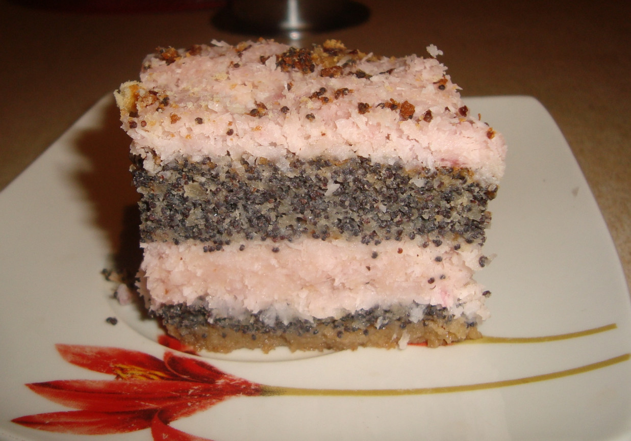 Ciasto makowe z masą wiórkową foto