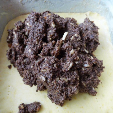 Krok 2 - Ciasto makowo-serowe z musem z brzoskwiń foto