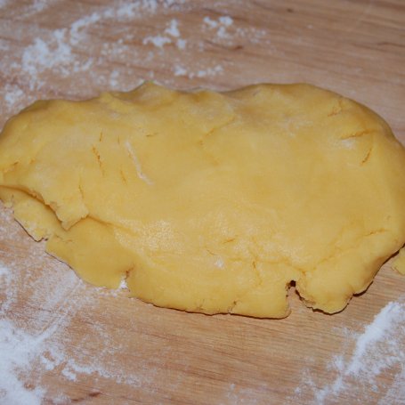 Krok 1 - Ciasto "malinowa chmurka" foto