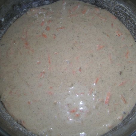 Krok 3 - Ciasto marchewkowe z kremem mascarpone foto