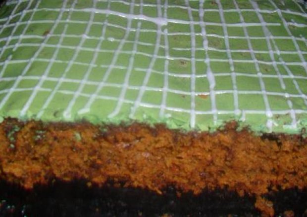 Fotografia przedstawiająca Ciasto marchewkowe z lukrem