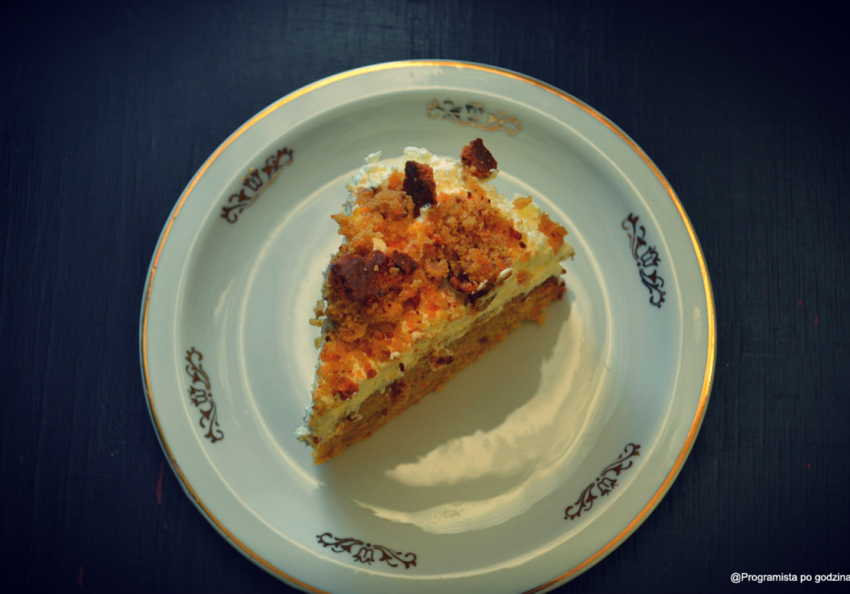Ciasto marchewkowe z mąką orzechową foto