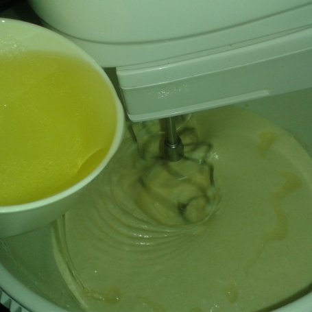 Krok 2 - Ciasto marchewkowe foto