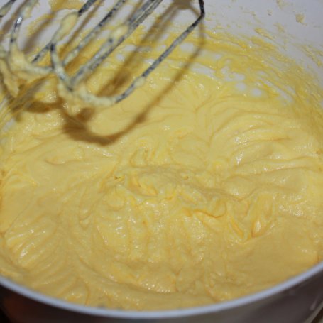 Krok 1 - Ciasto maślane z truskawkami foto