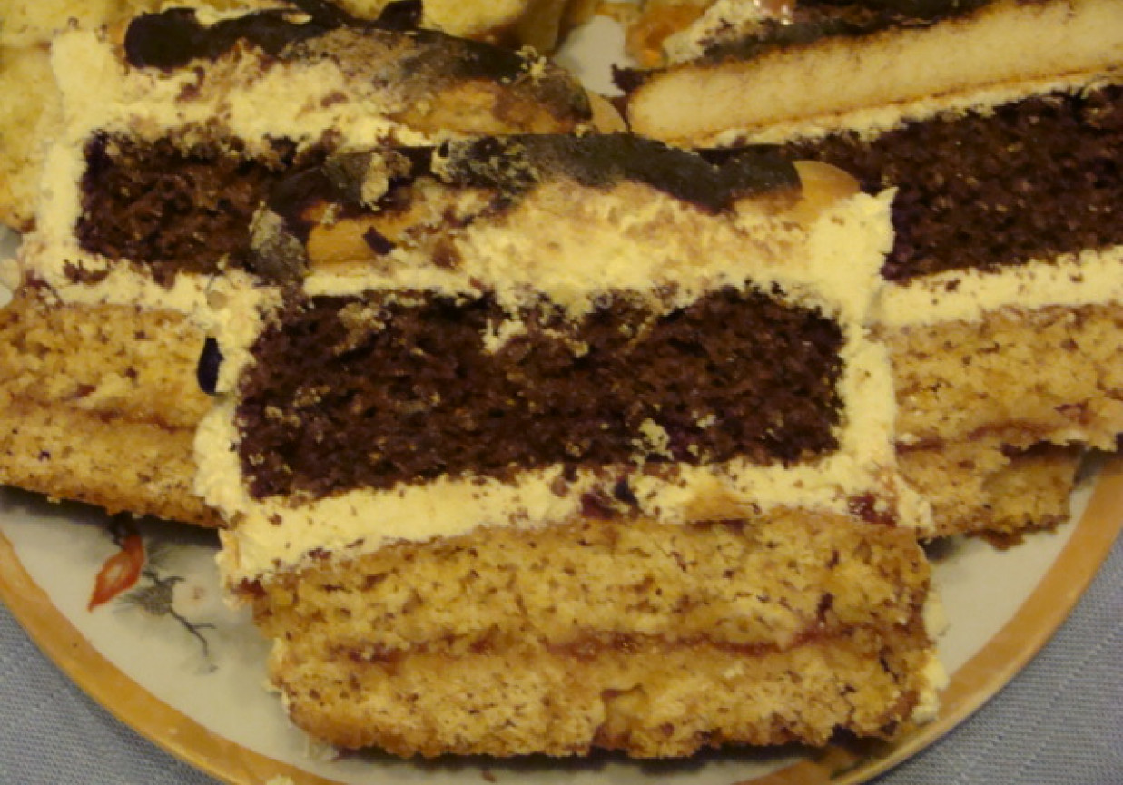 ciasto miodowo- biszkoptowe foto