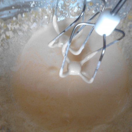 Krok 1 - Ciasto mleczne z masą śmietanową foto