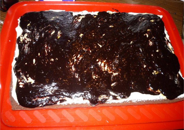 Fotografia przedstawiająca Ciasto mleczno czekoladowe