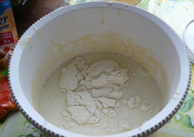Fotografia przedstawiająca Ciasto na naleśniki biszkoptowe