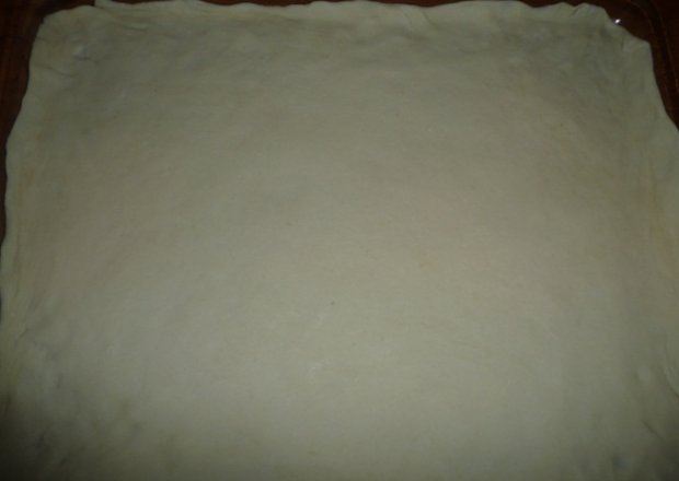 Fotografia przedstawiająca ciasto na pizzę 3
