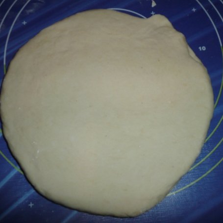 Krok 3 - ciasto na pizzę 3 foto