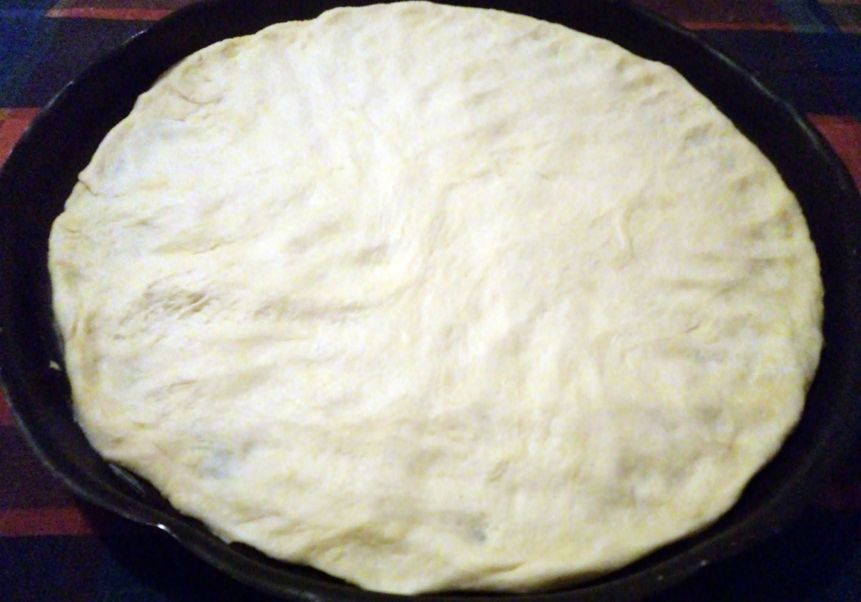 Ciasto na pizze foto