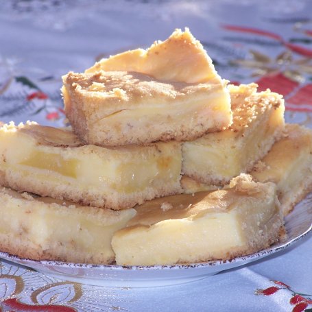 Krok 7 - Ciasto na szybko, czyli z jabłkami i budyniem :) foto