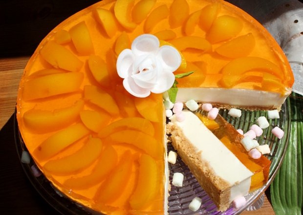 Fotografia przedstawiająca Ciasto na zimno z pianek Marshmallows