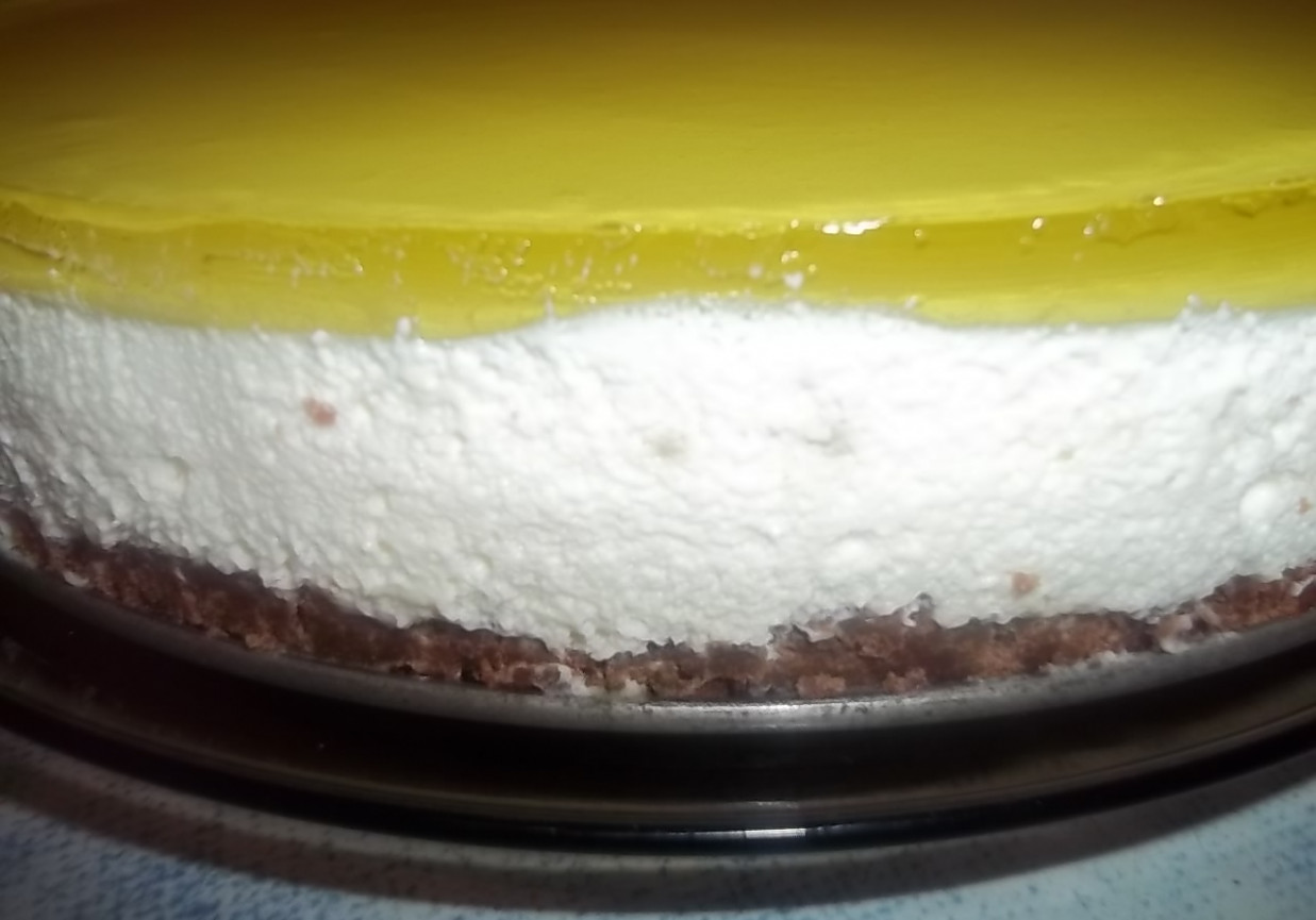 Ciasto na zimno z pianek marshmallows foto