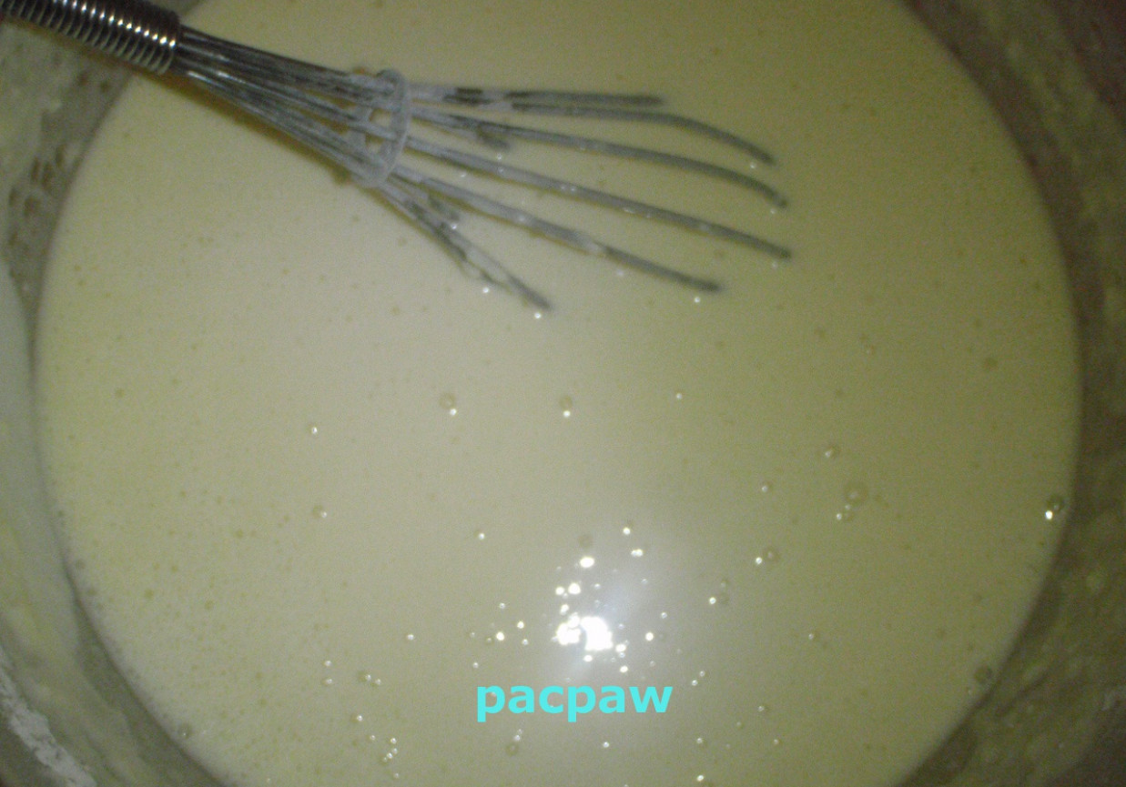 Ciasto naleśnikowe i naleśniki foto