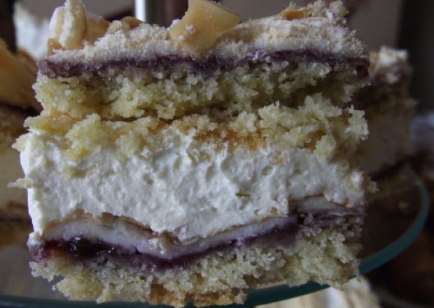 Fotografia przedstawiająca ciasto pani waleska