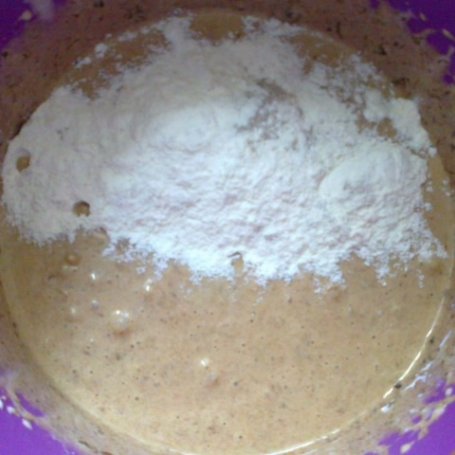 Krok 5 - Ciasto piernikowo-kokosowe foto